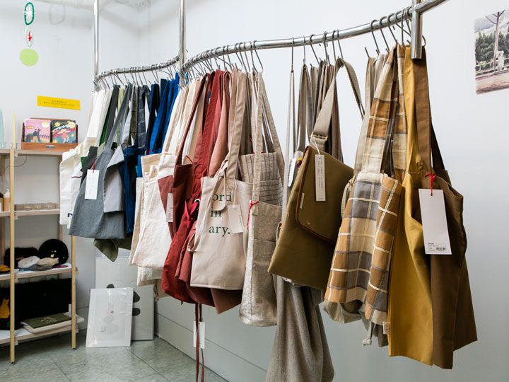 dinotaeng(ダイノテン)の雑貨を買うならここ