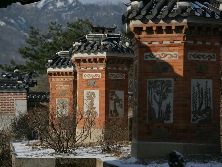 交泰殿・峨眉山庭園の煙突
