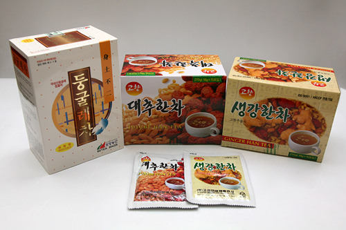 トゥングルレ(ユリの根)茶、ナツメ茶、ショウガ茶などの漢方茶