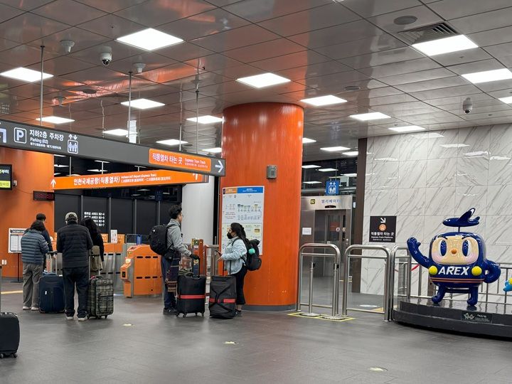 直通列車専用フロア
地下2階