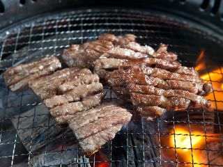 油っぽくないのに口の中でとろける絶品お肉