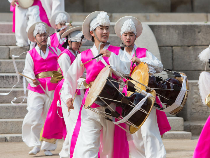 景福宮で楽しむ韓国伝統の民俗遊び