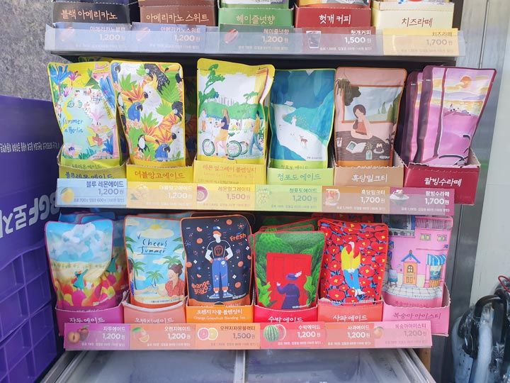 今夏の韓国コンビニドリンクはエモいパッケージに惹かれる Now ソウル 韓国旅行 コネスト 今夏の韓国コンビニドリンクはエモいパッケージに惹かれる Now ソウル 韓国旅行 コネスト
