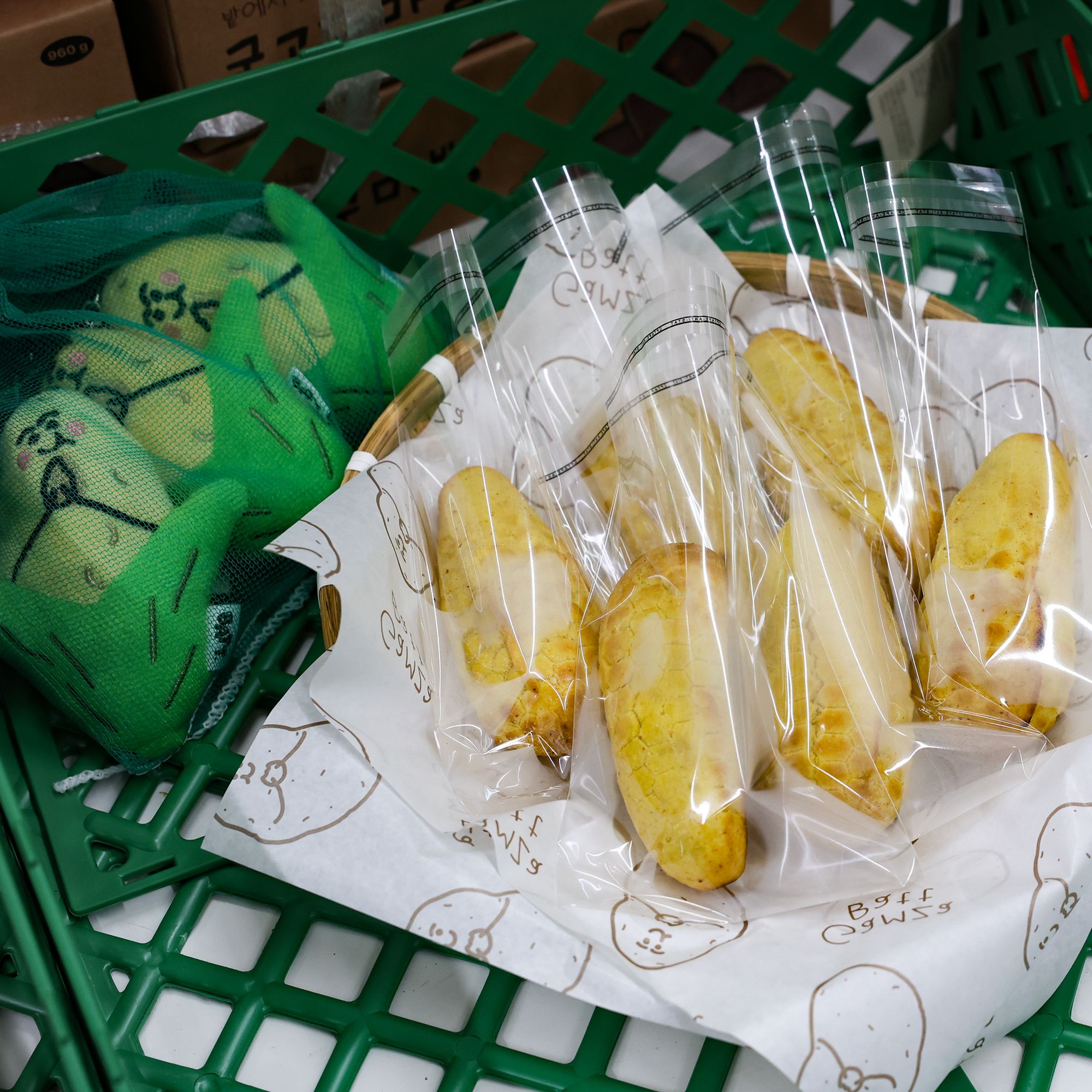 スパナセット 韓国 ハングル 今話題！本物そっくり「野菜パン」は韓国・ソウルのどこで買える
