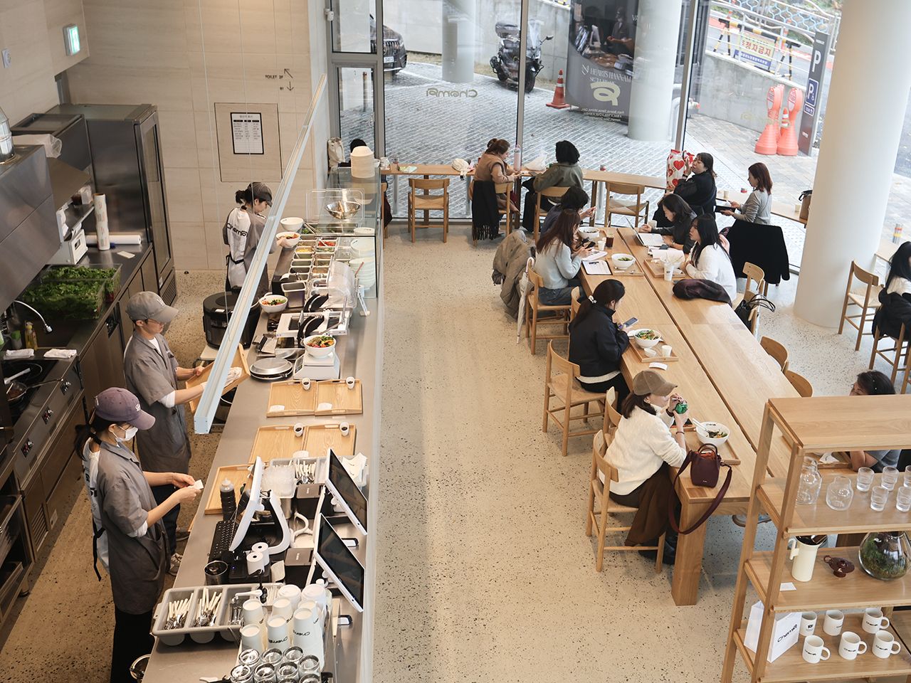 BTSの家族が営むカフェ3選！聖地巡礼にもおすすめ | NOW！ソウル