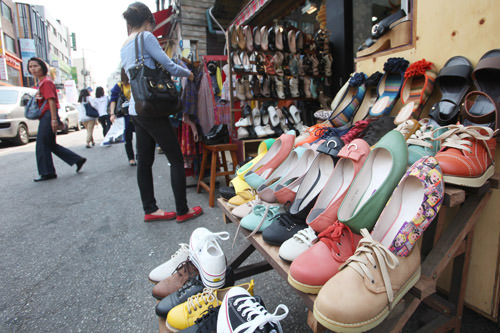 ラクチンぺたんこ靴が人気 Now ソウル 韓国旅行 コネスト