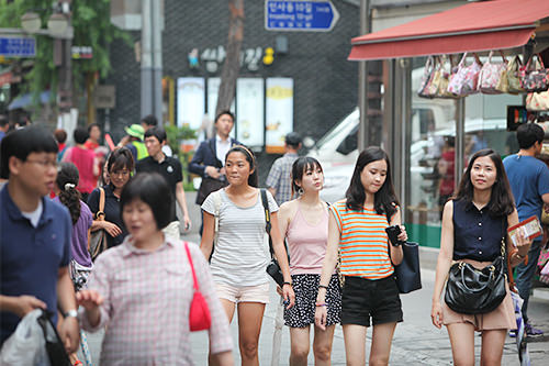 夏の露出ファッションを追え Now ソウル 韓国旅行 コネスト