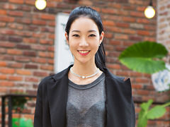 カロスキルでインターン中の女子大生をキャッチ!