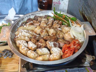 牛ホルモン 韓国料理 グルメガイド 韓国旅行 コネスト 牛ホルモン 韓国料理 グルメガイド 韓国旅行 コネスト