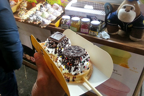 チョコオレオワッフル 2 000ウォン 今日 なに食べる 15 03 18 韓国旅行 コネスト