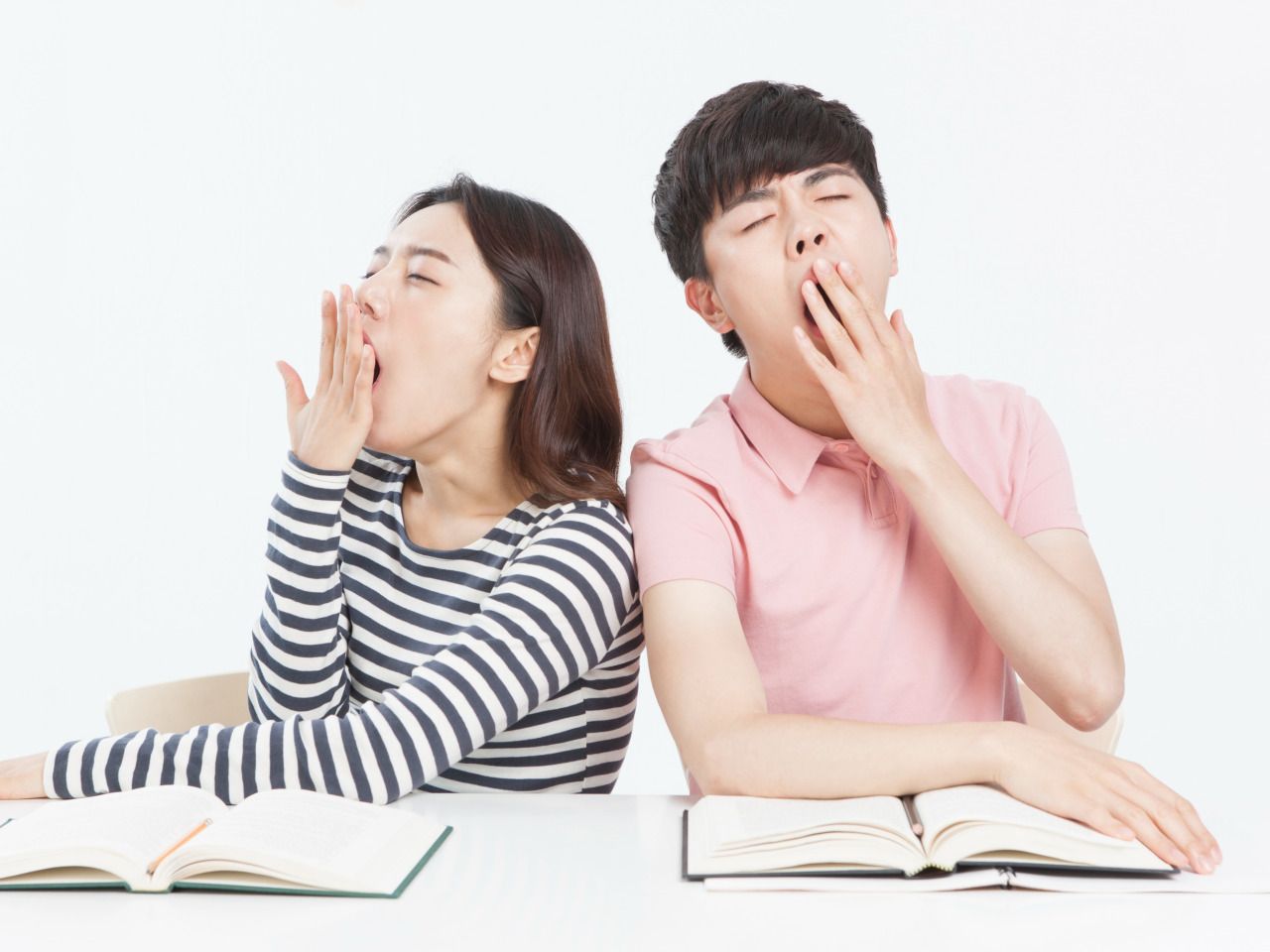 하품(ハプム)=「あくび(欠伸)」 | 今日の韓国語|韓国旅行「コネスト」
