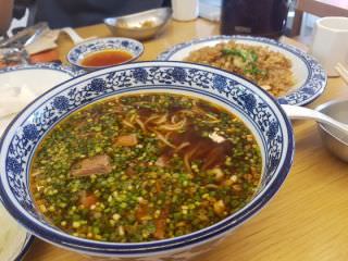 梨泰院牛肉麺