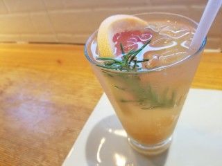 カフェポムナル