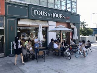 Tous Les Jours オリンピック公園駅店