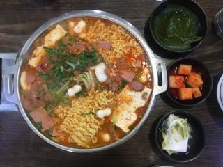 テウプデチゲ