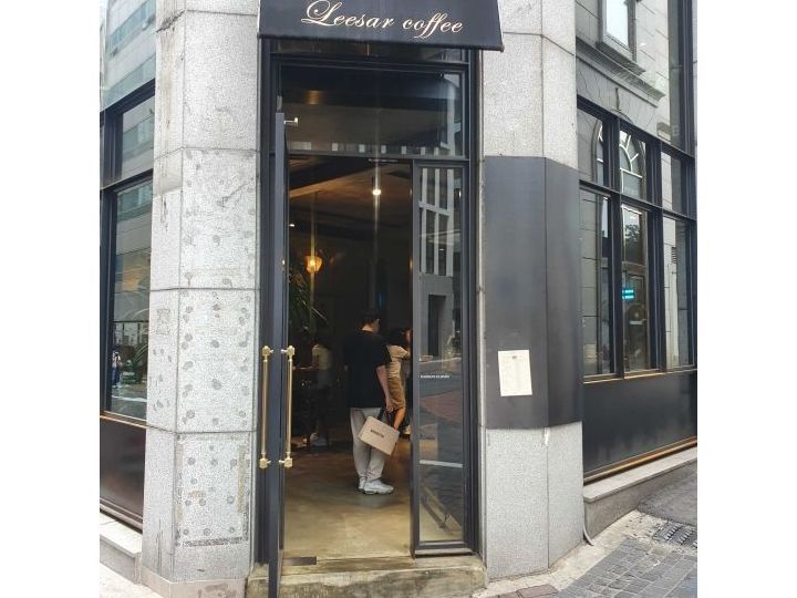 Leesar coffee 明洞店