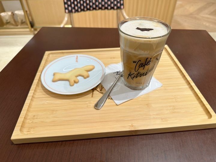 Cafe Kitsune 新世界百貨店センタムシティ店