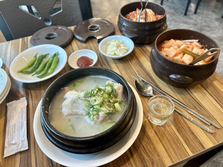 長安参鶏湯 (雲西駅)