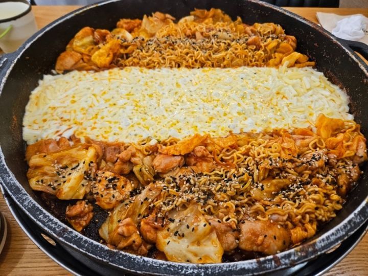 チャンインタッカルビ 孔徳店｜龍山・孔徳(ソウル)のグルメ