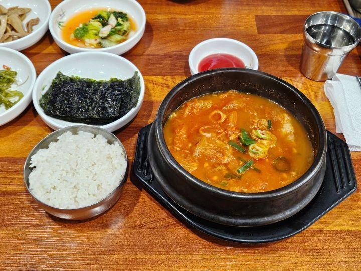 オモガリ 西面店