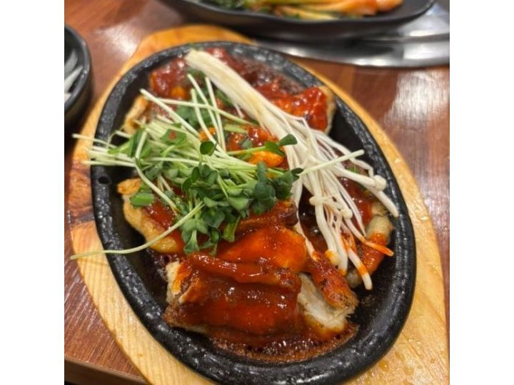 キム・ギナ元祖チャンオクイ 社稷本店