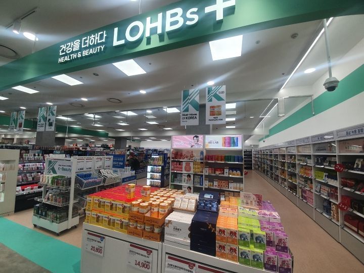 LOHBs＋ ロッテマートソウル駅店