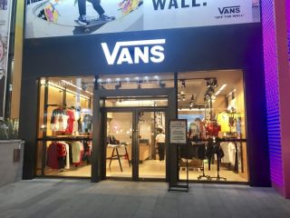 VANS 明洞店