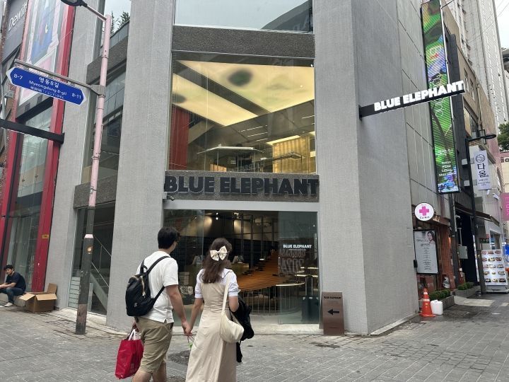 BLUE ELEPHANT 明洞ショールーム