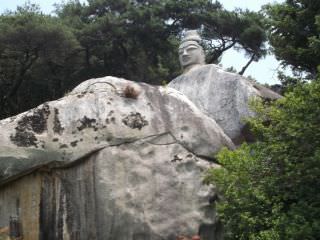 安東泥川洞石仏像