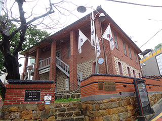 釜山鎮日新女学校